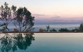 Nereidi Pool Villas