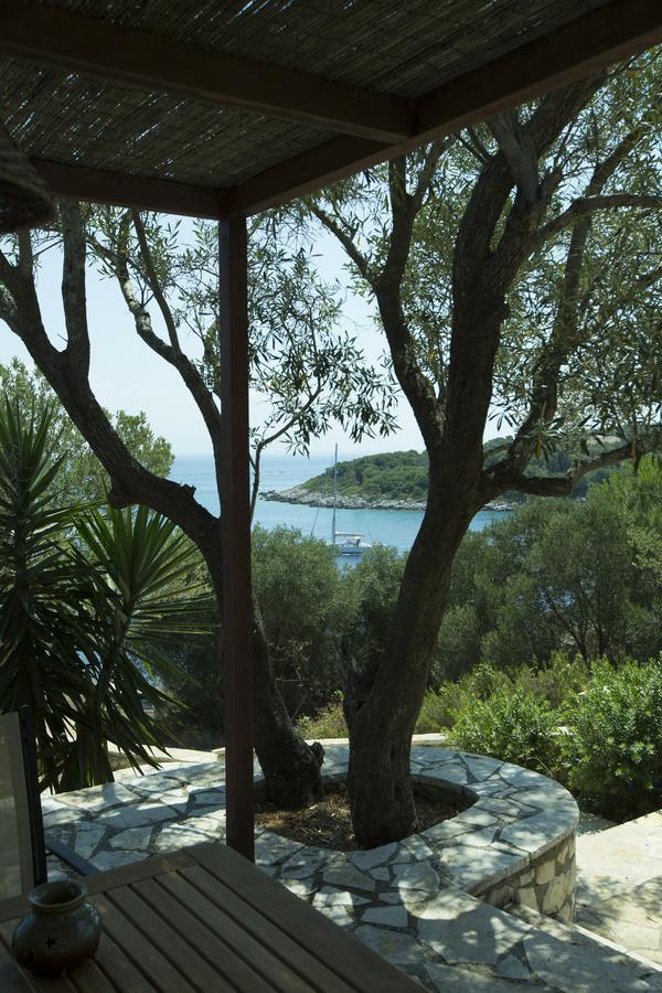 Nereidi Pool Villas Porto Ozias Exterior photo