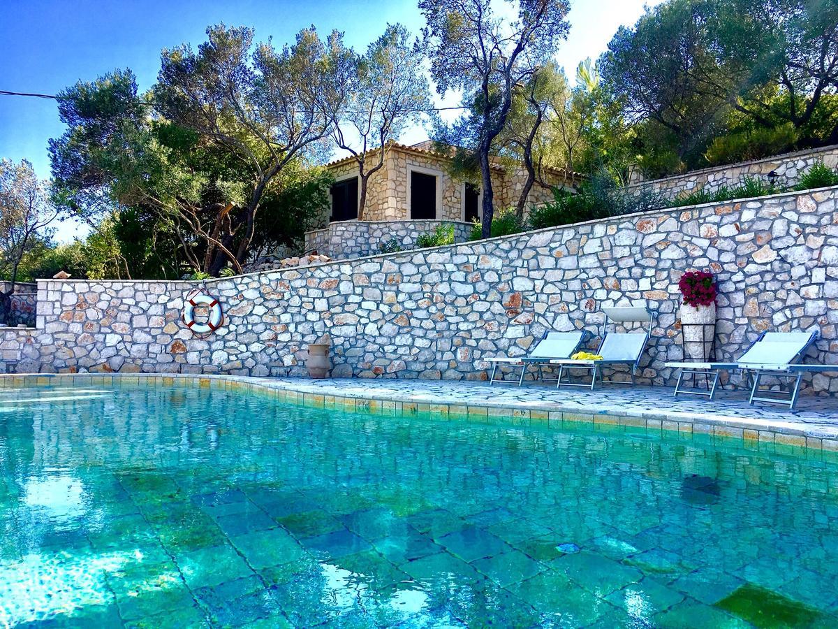Nereidi Pool Villas Porto Ozias Exterior photo