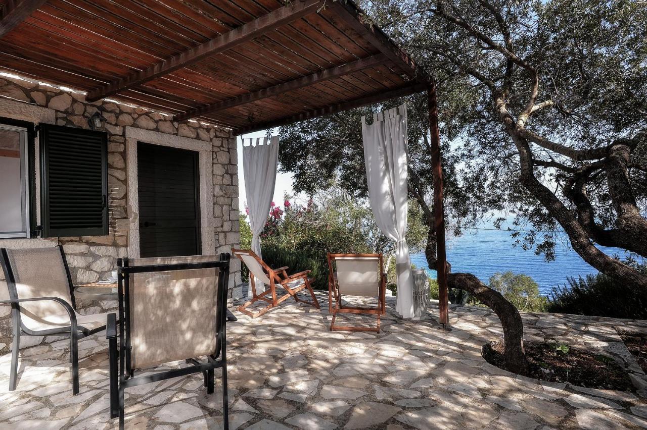 Nereidi Pool Villas Porto Ozias Exterior photo