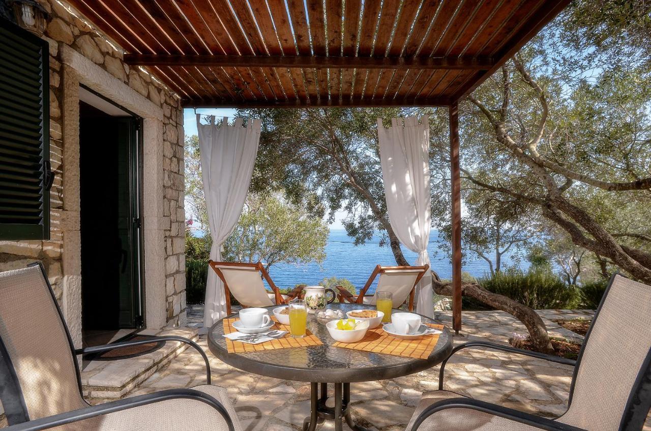 Nereidi Pool Villas Porto Ozias Exterior photo